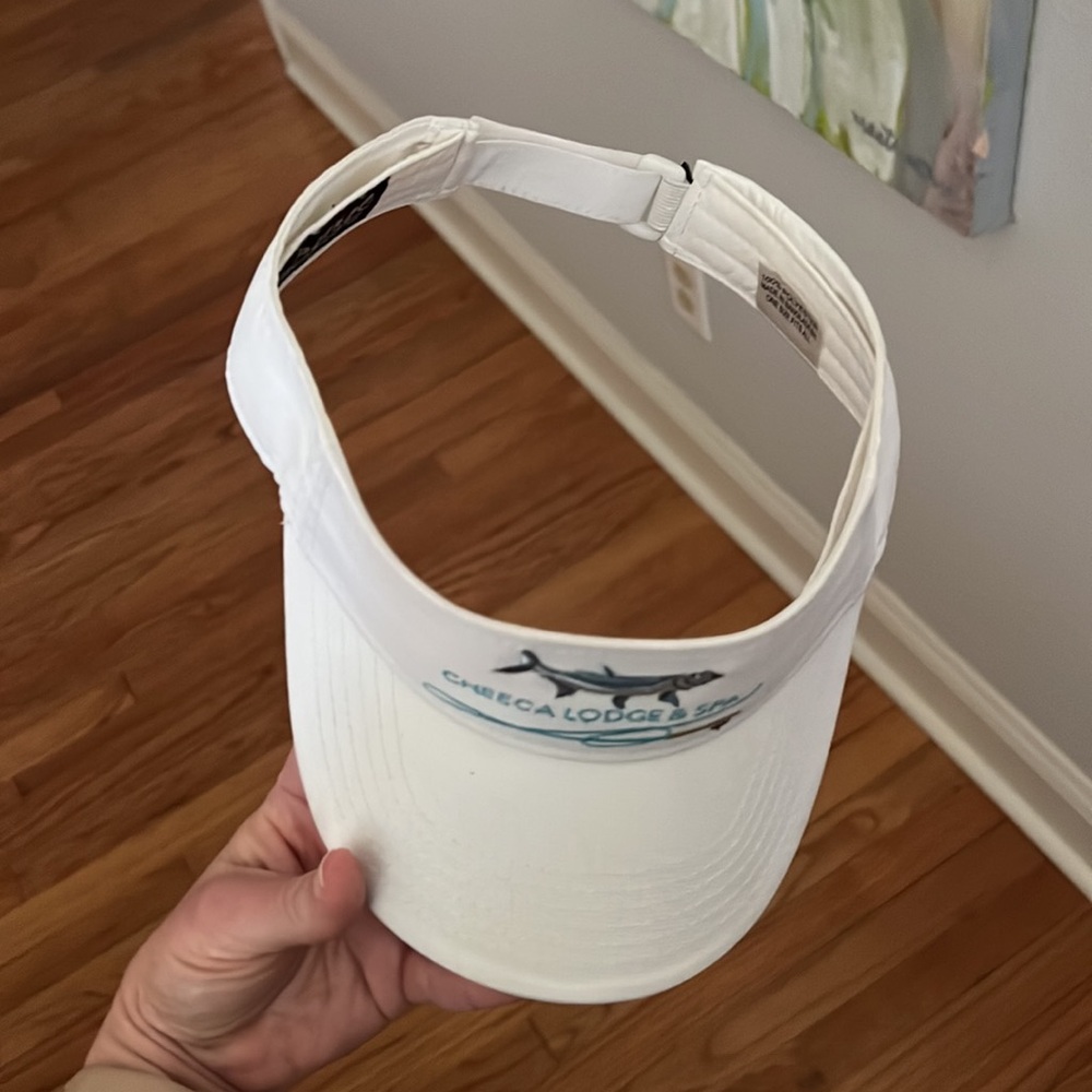 CHEECA Lodge & Spa embroidered fish fishing visor - Picture 3 of 15